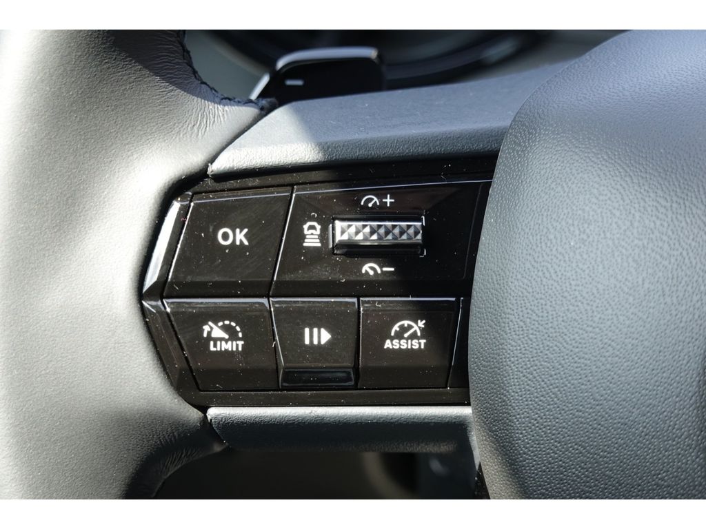 Alfa Romeo Junior 2025