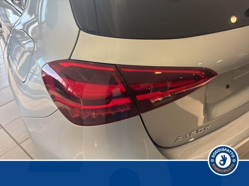 Mercedes-Benz A 180 2025