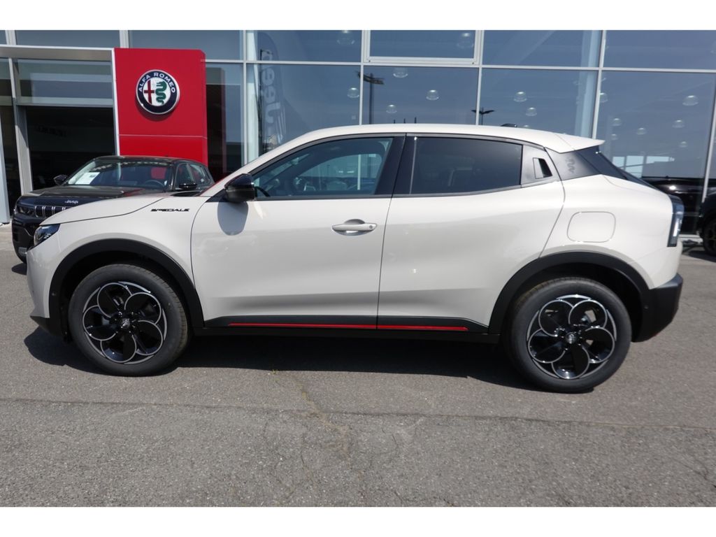 Alfa Romeo Junior 2025