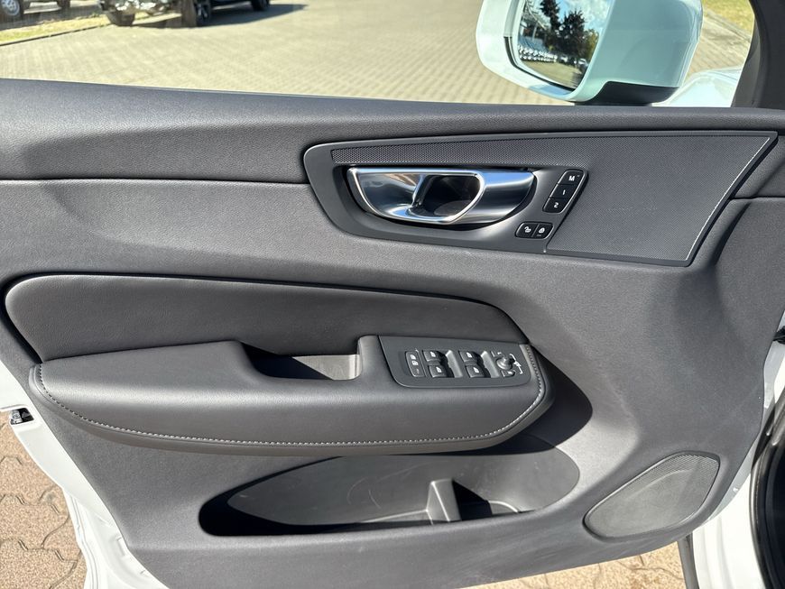 Volvo XC60 2024