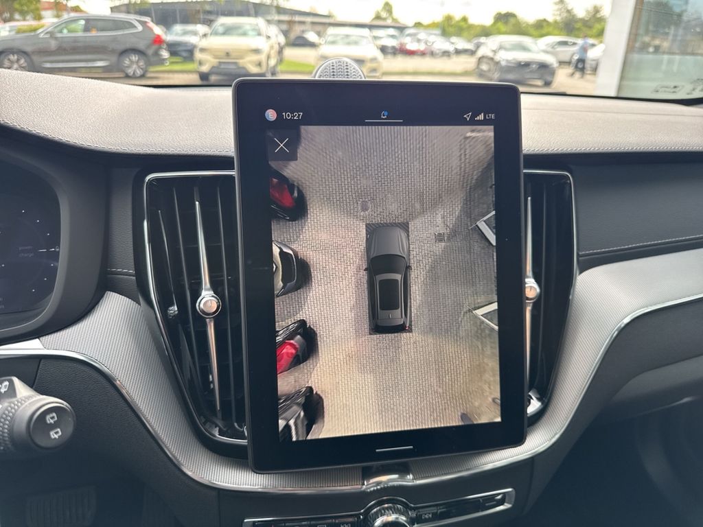 Volvo XC60 2025
