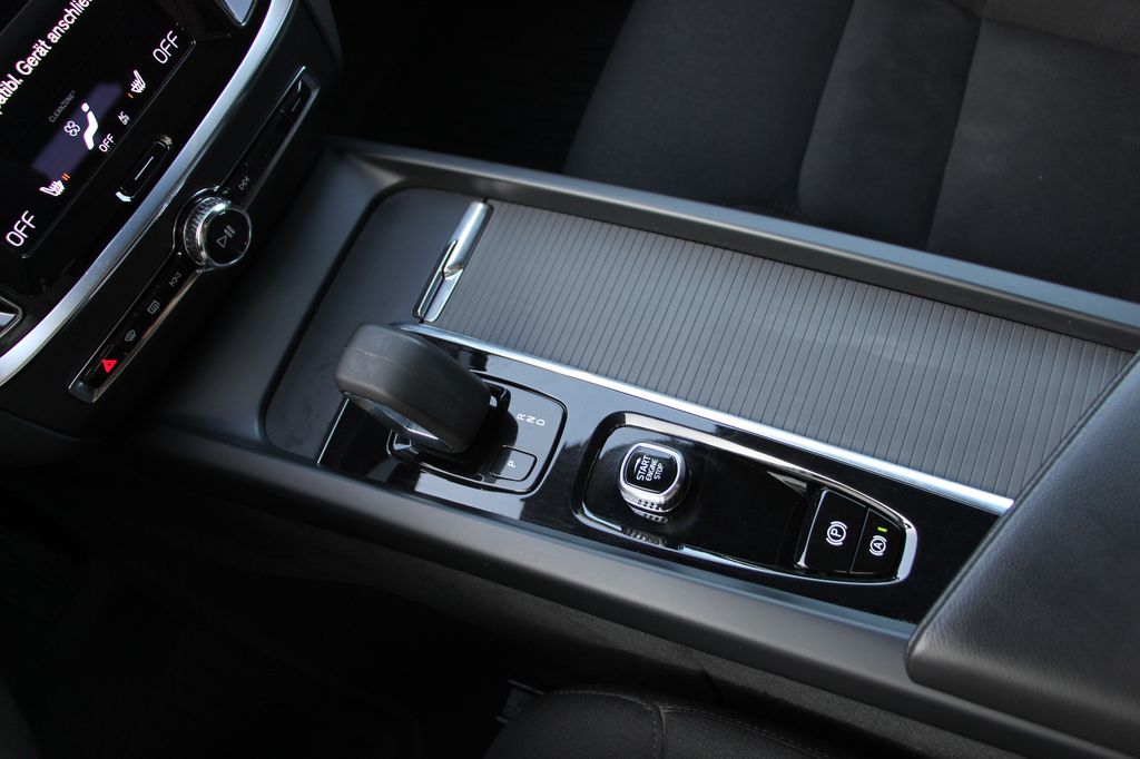 Volvo V60 2021