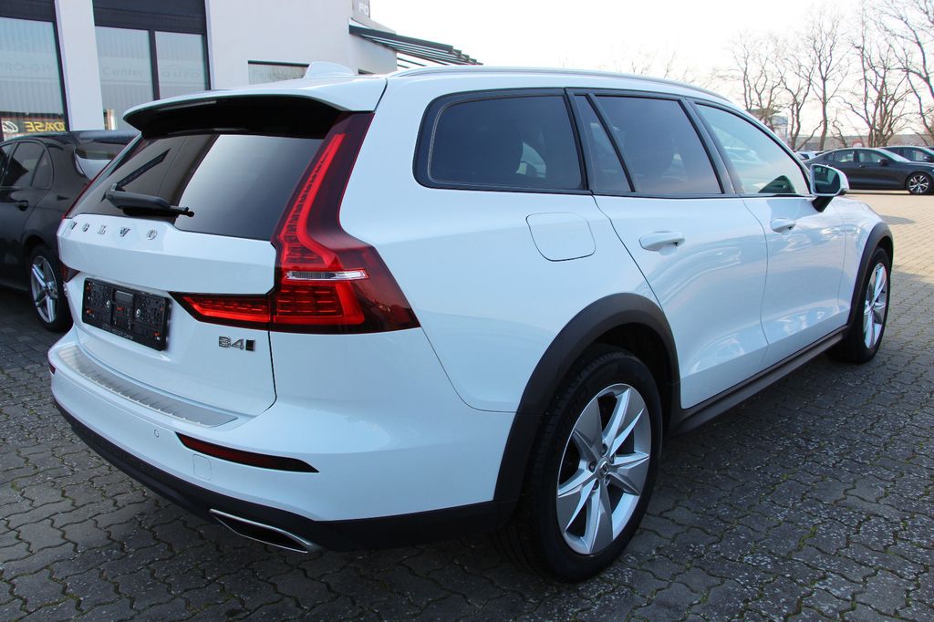Volvo V60 2021