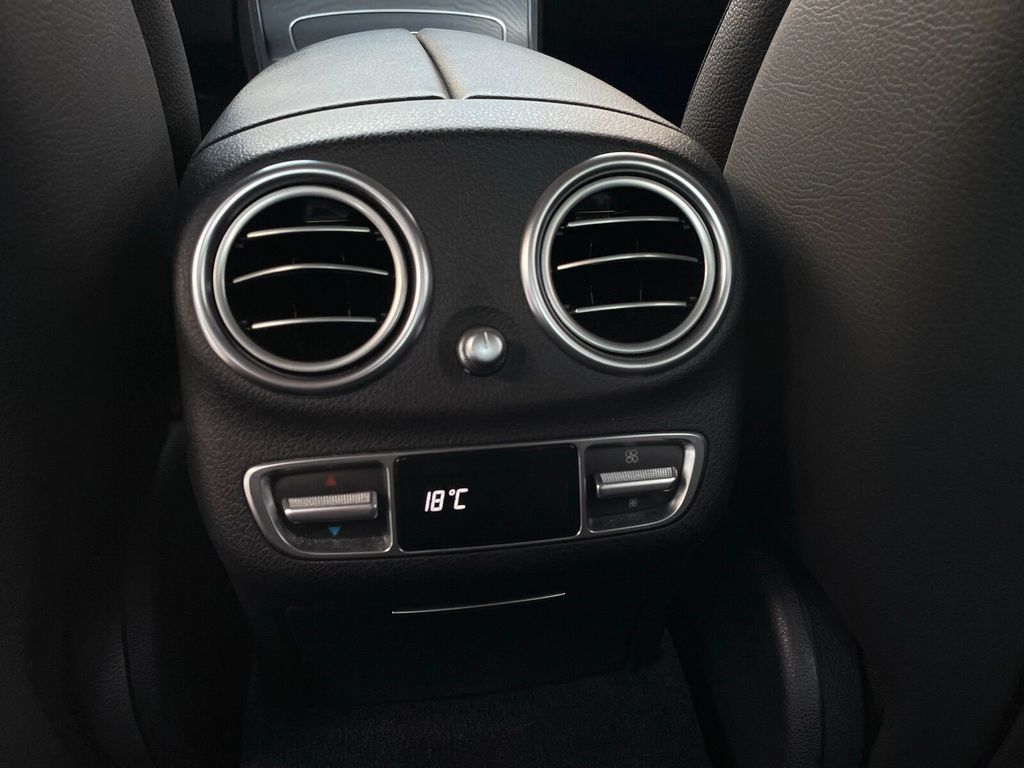 Mercedes-Benz E 300 2022