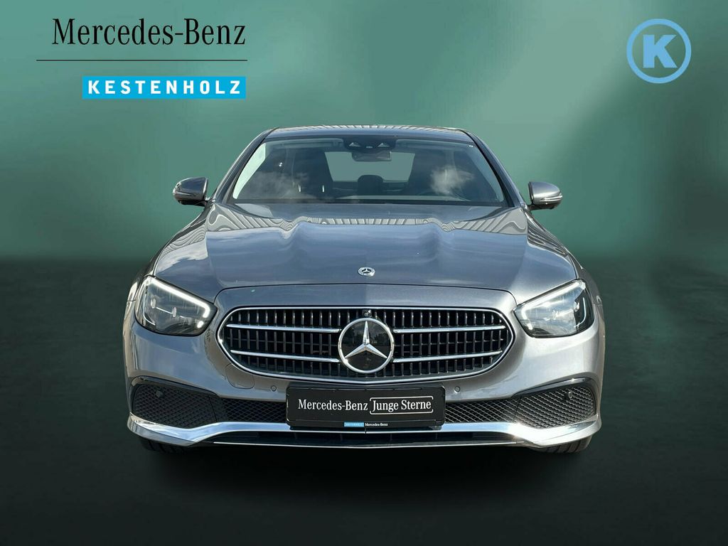 Mercedes-Benz E 300 2022