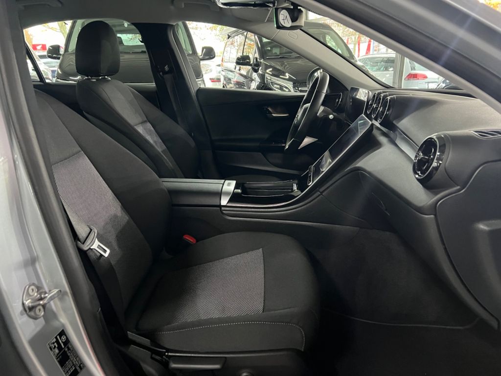 Mercedes-Benz C 200 2023