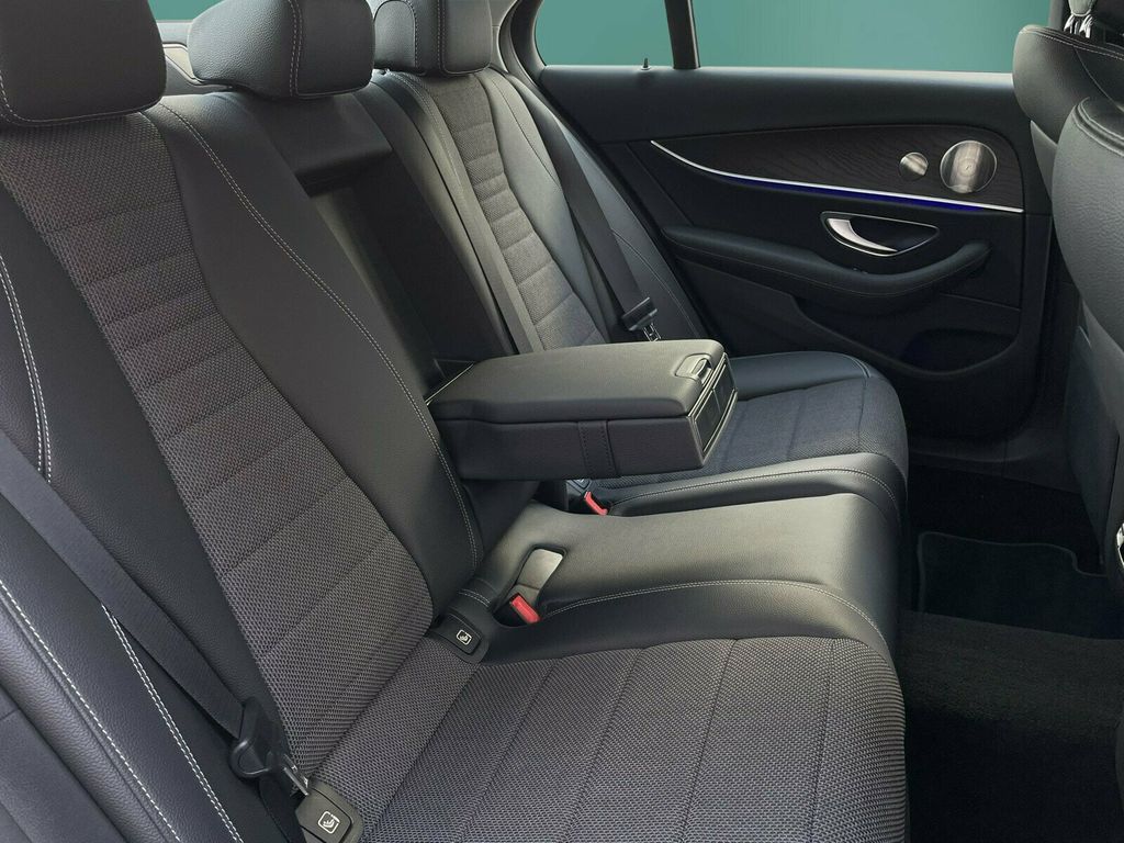 Mercedes-Benz E 300 2022