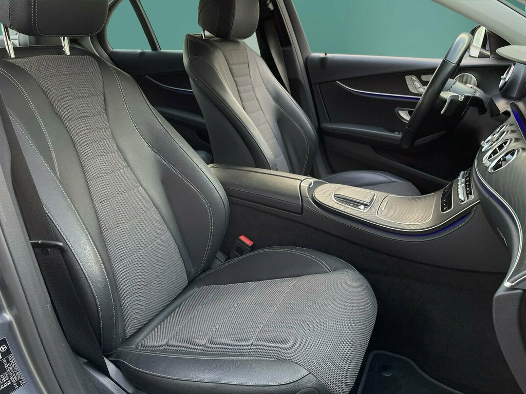 Mercedes-Benz E 300 2022