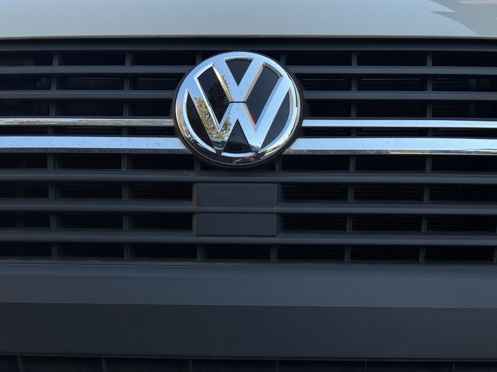 Volkswagen T6 Transporter 2024
