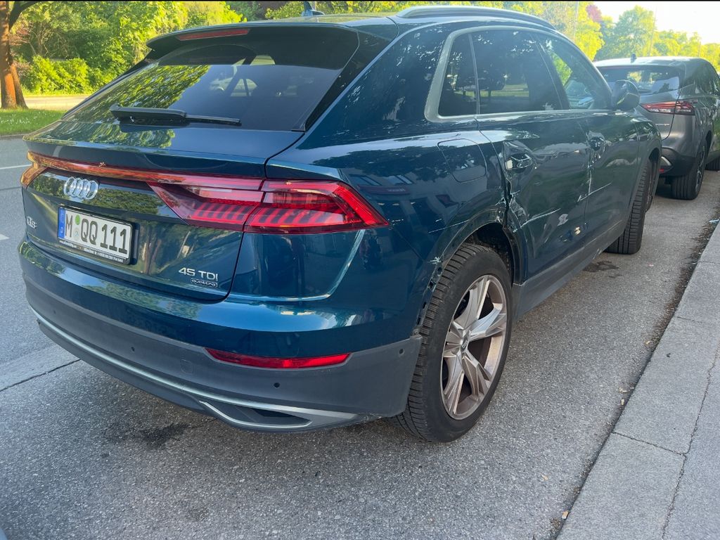 Audi Q8 2021