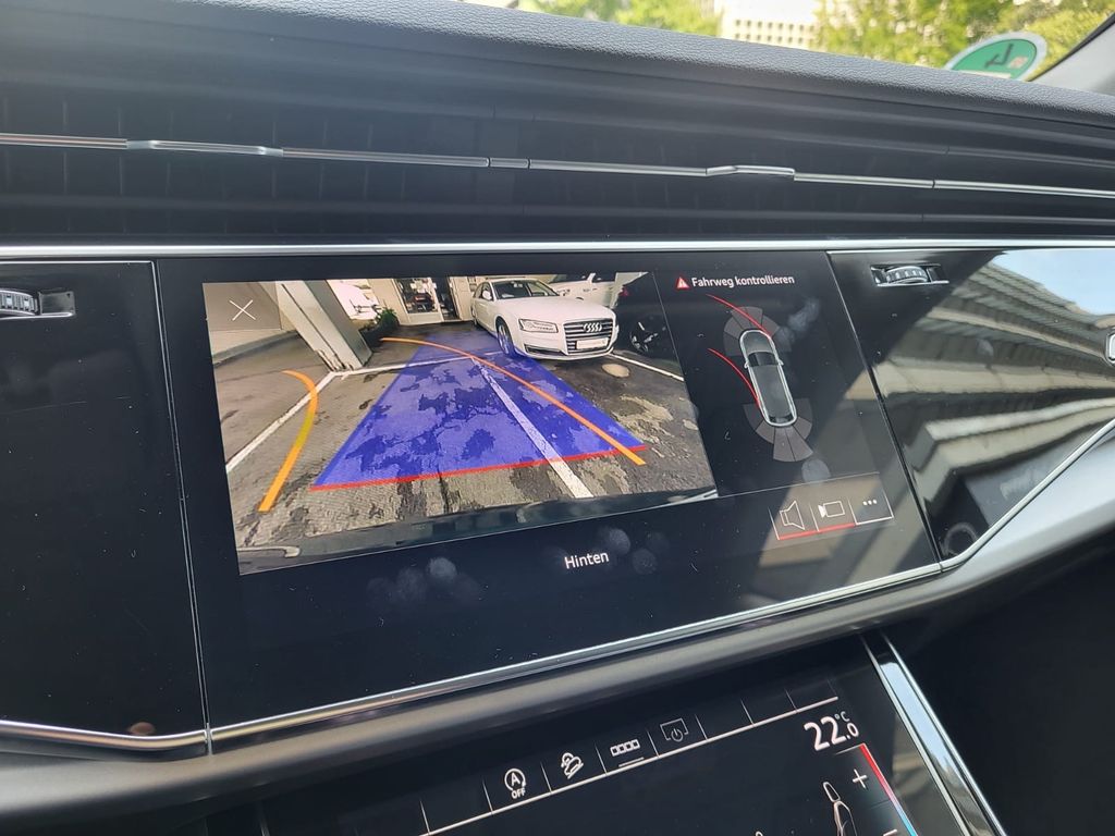 Audi Q8 2021