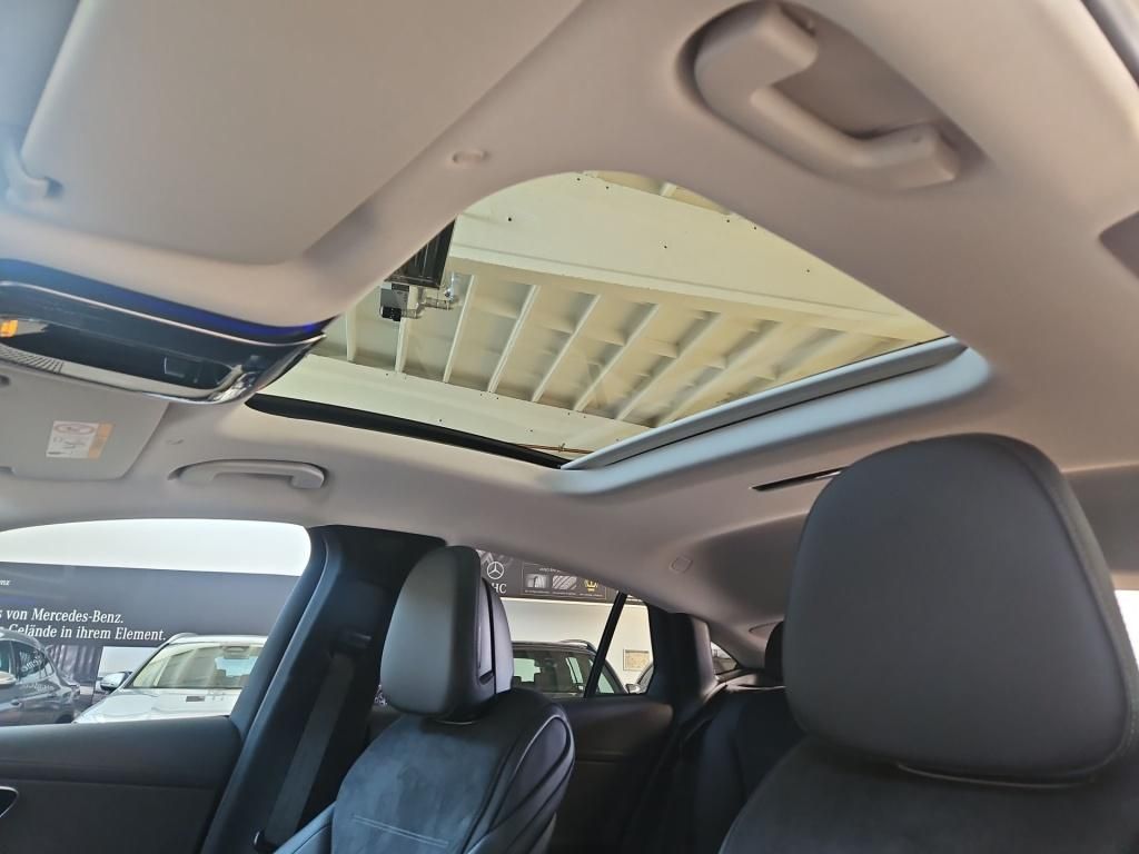 Mercedes-Benz GLC 300 2025