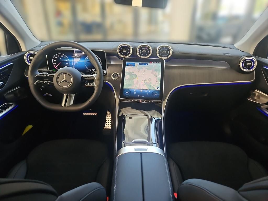 Mercedes-Benz GLC 300 2025