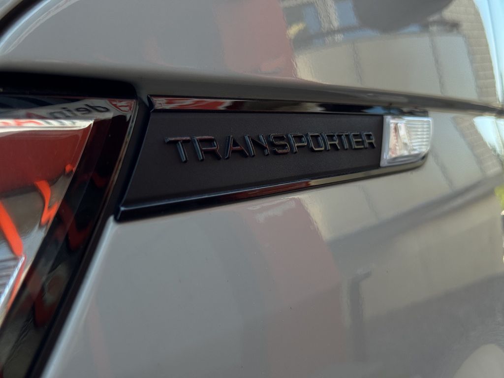 Volkswagen T6 Transporter 2024