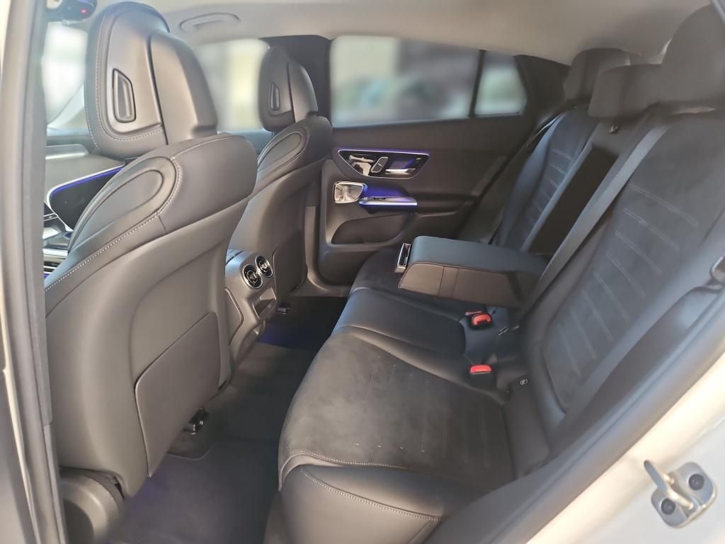 Mercedes-Benz GLC 300 2025