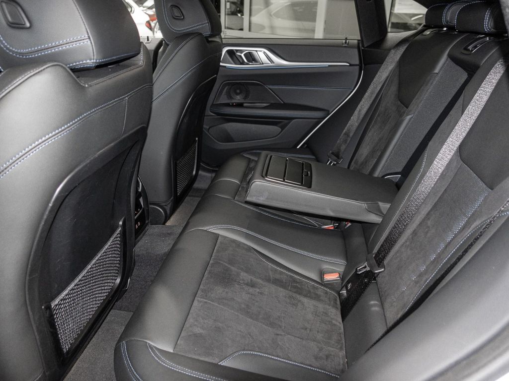 BMW i4 2023