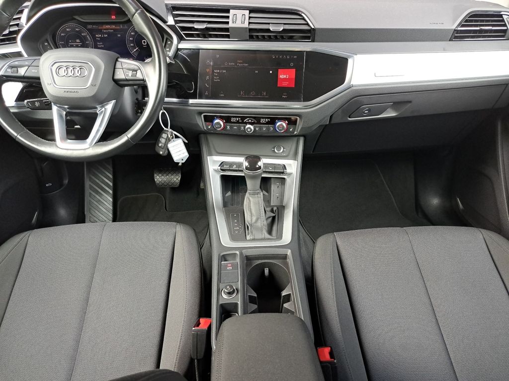 Audi Q3 2021