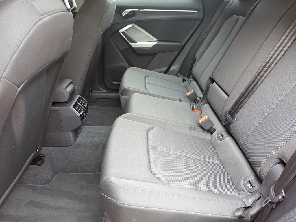 Audi Q3 2021