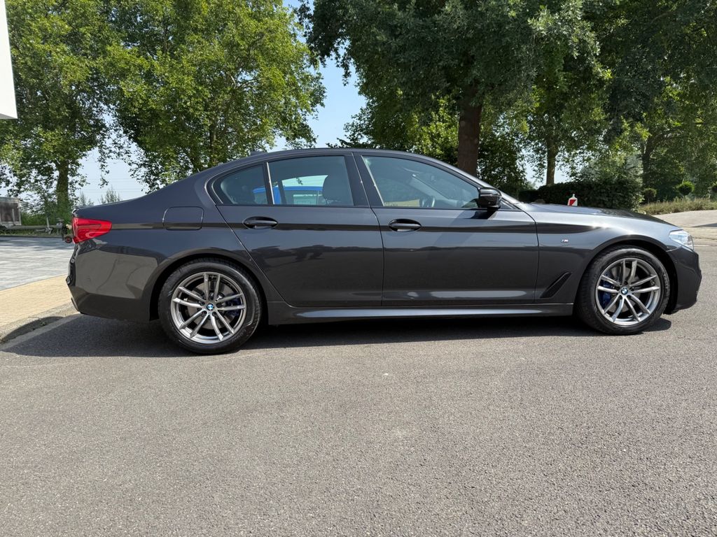 BMW 530 2019