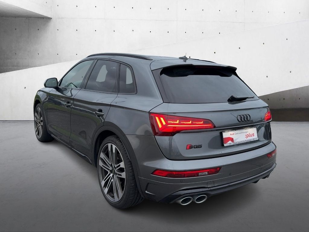 Audi SQ5 2022