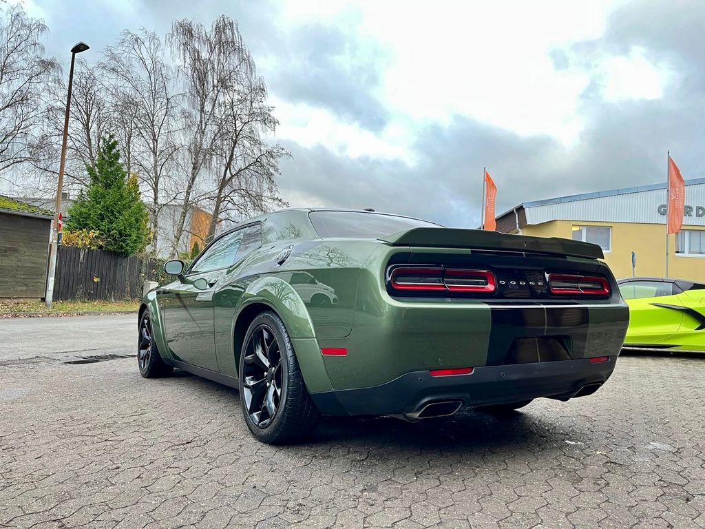 Dodge Challenger 2019