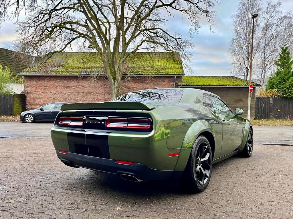Dodge Challenger 2019