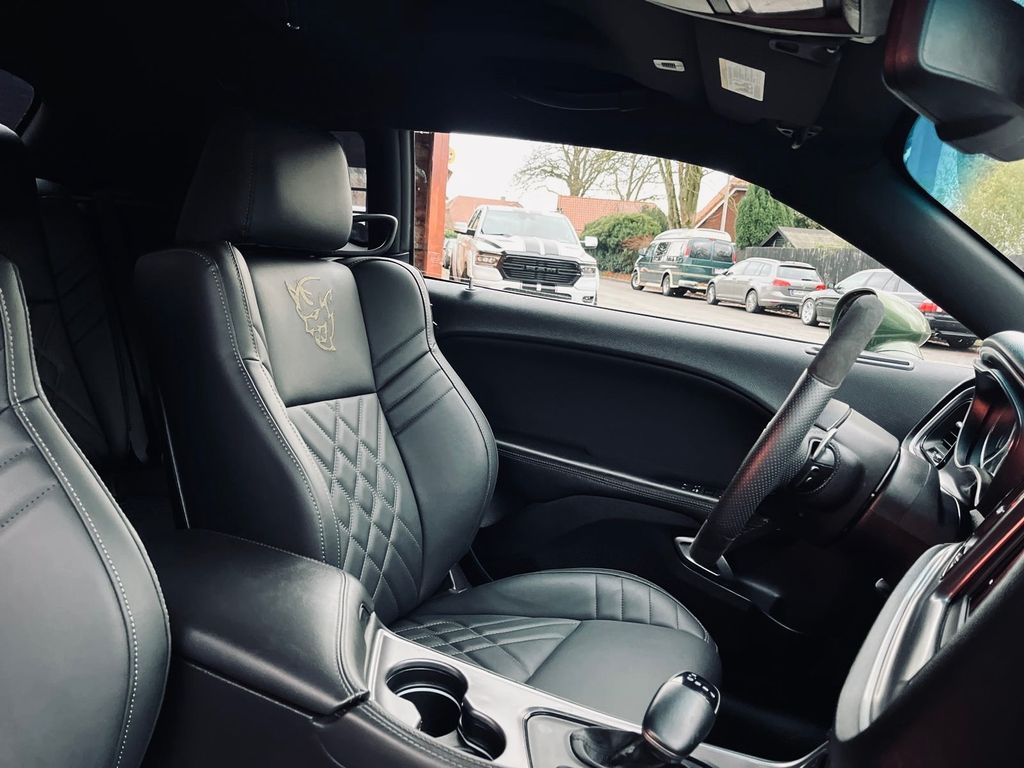 Dodge Challenger 2019