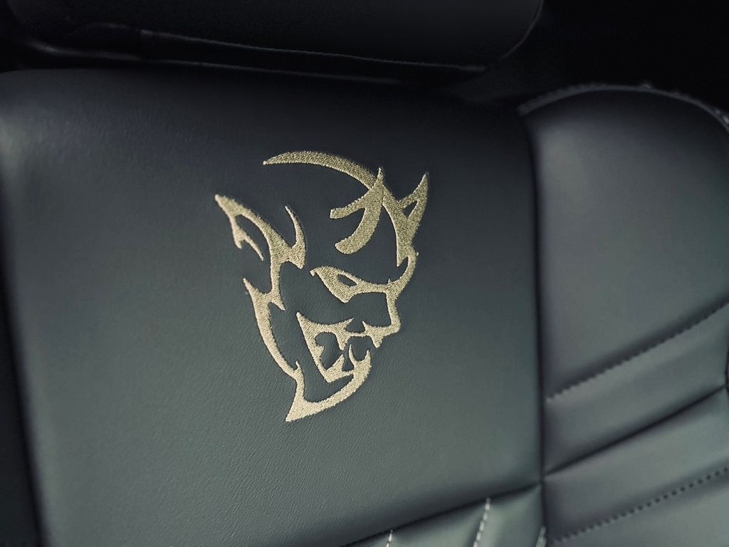 Dodge Challenger 2019
