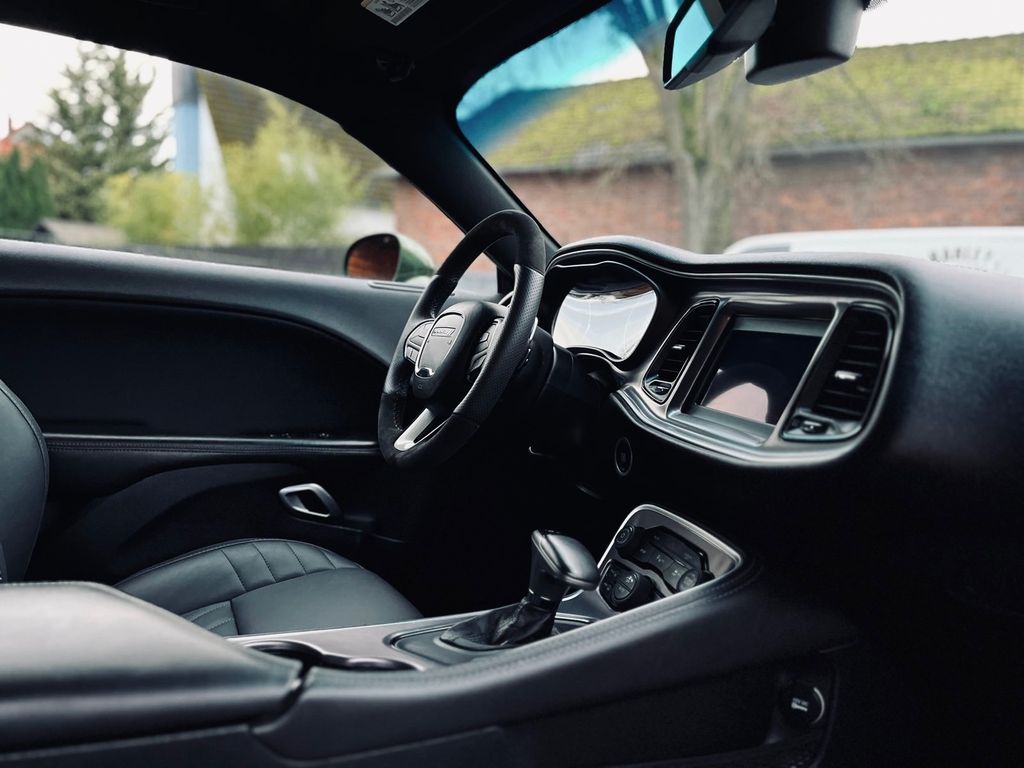 Dodge Challenger 2019