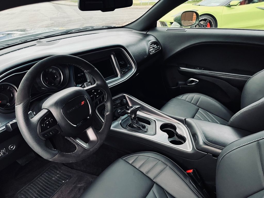 Dodge Challenger 2019