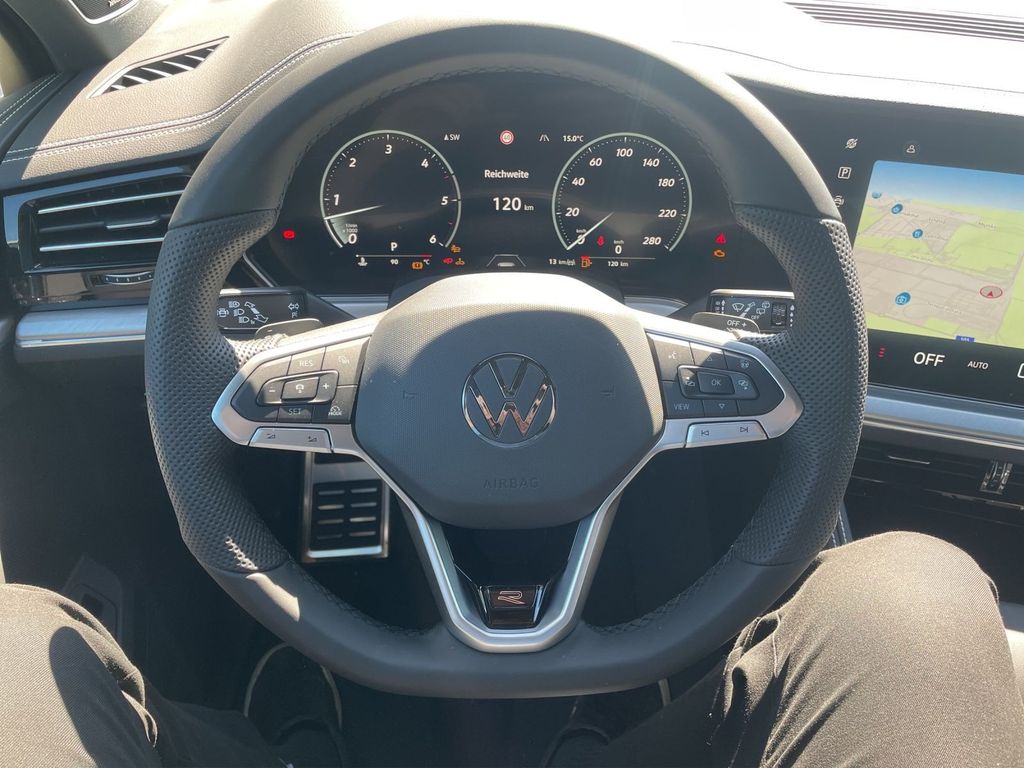 Volkswagen Touareg 2025