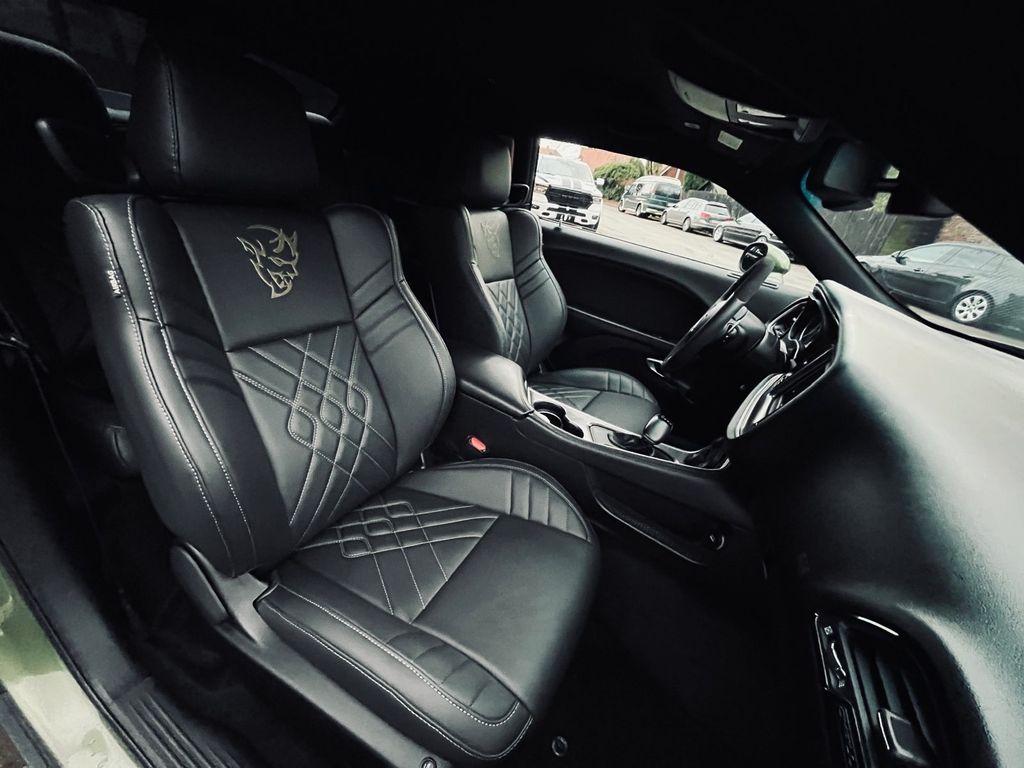 Dodge Challenger 2019