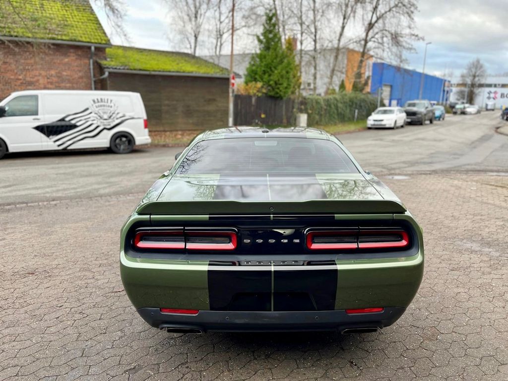 Dodge Challenger 2019