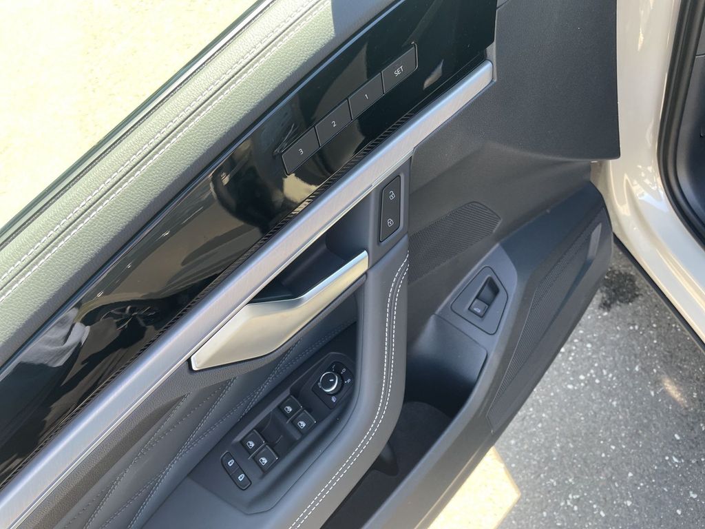 Volkswagen Touareg 2025