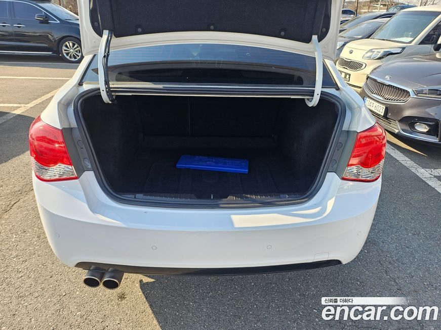 ChevroletGMDaewoo Cruze 2011