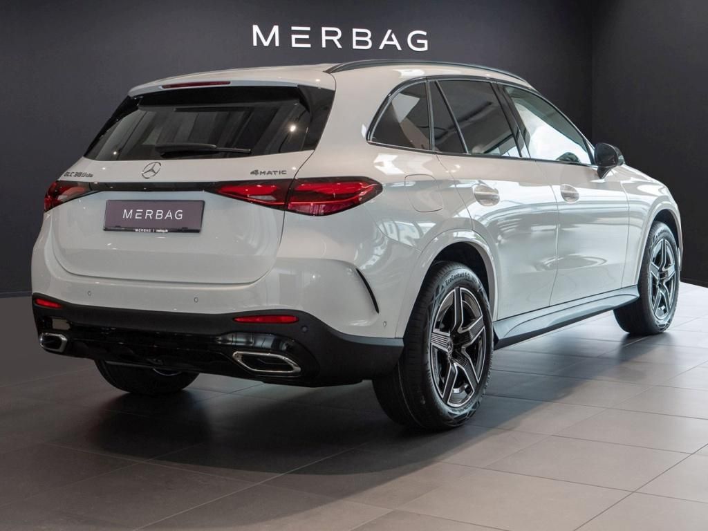 Mercedes-Benz GLC 300 2025