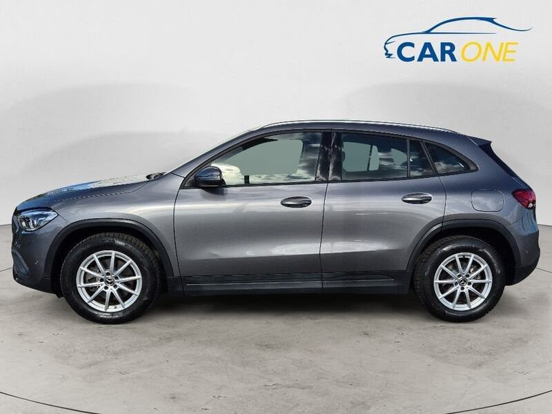Mercedes-Benz GLA 180 2020