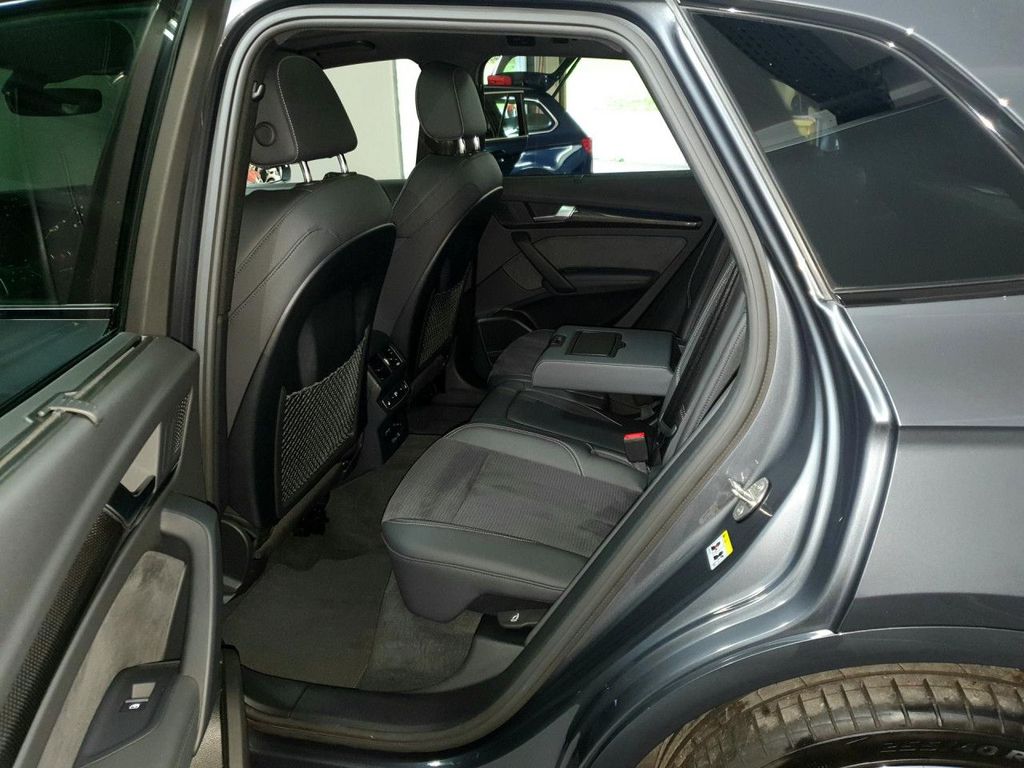Audi SQ5 2024