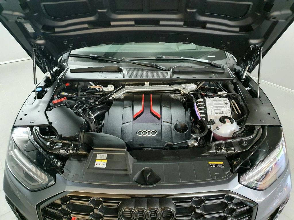 Audi SQ5 2024