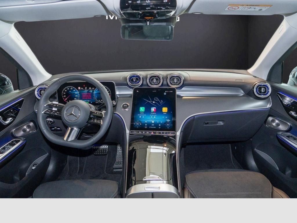 Mercedes-Benz GLC 300 2025