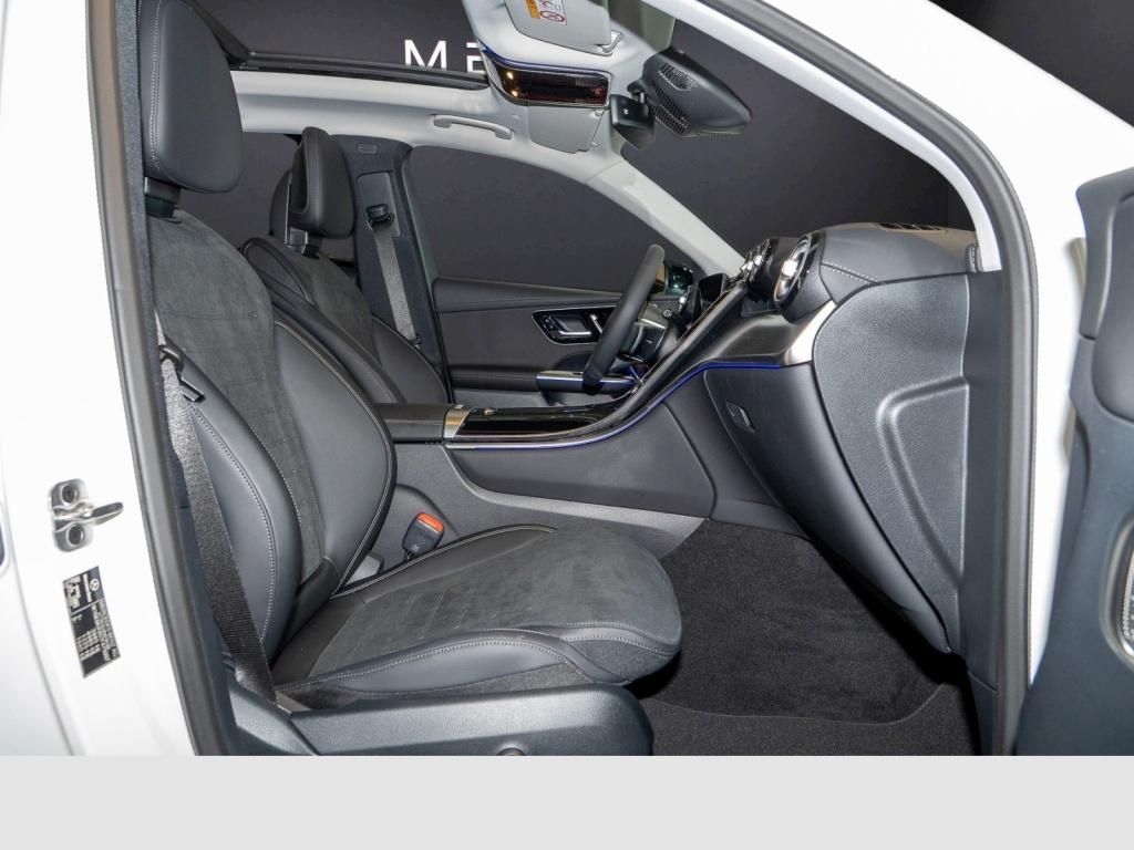 Mercedes-Benz GLC 300 2025