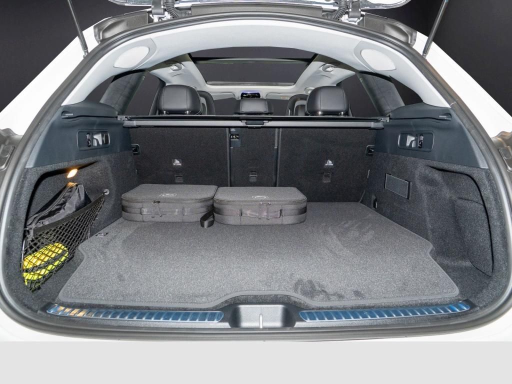 Mercedes-Benz GLC 300 2025