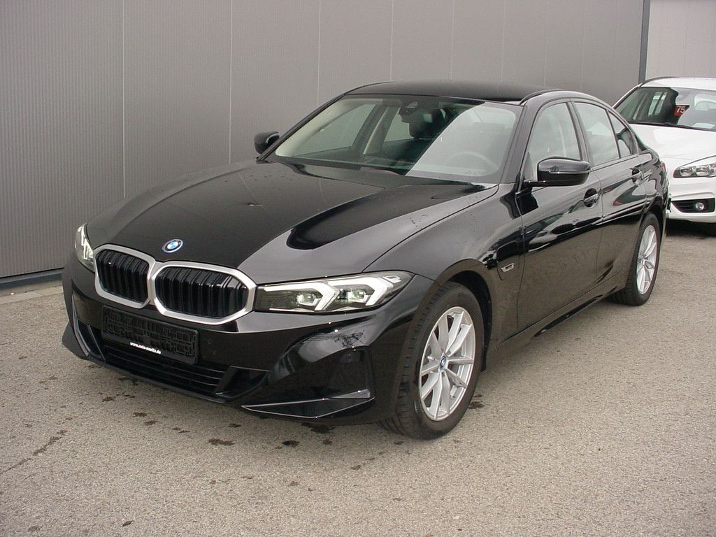 BMW 320 2022