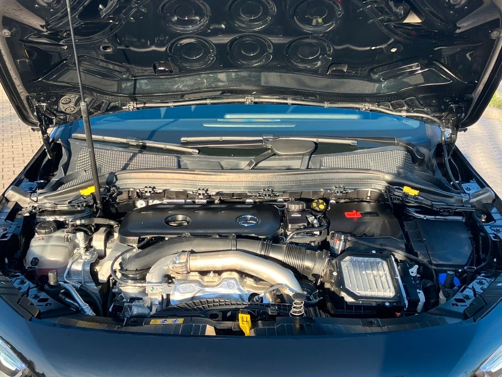 Mercedes-Benz GLA 220 2025