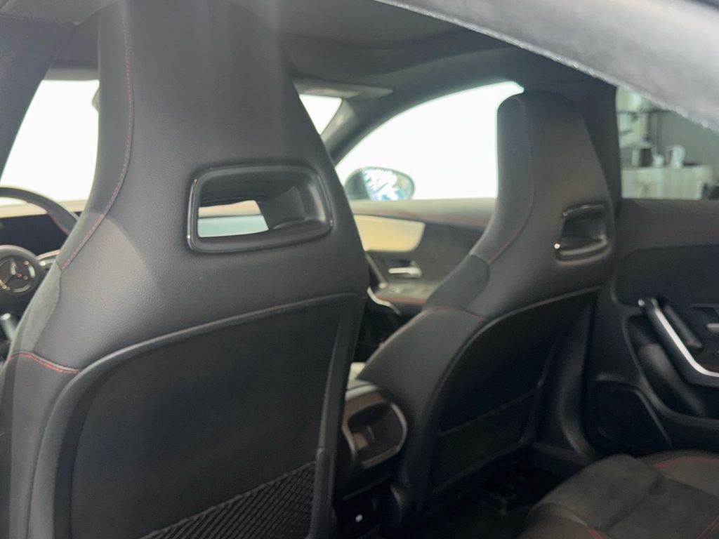 Mercedes-Benz CLA 250 2025