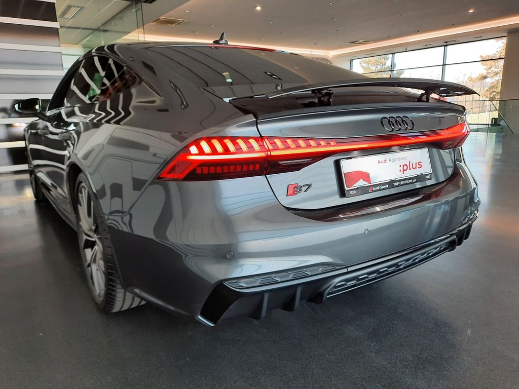 Audi S7 2024