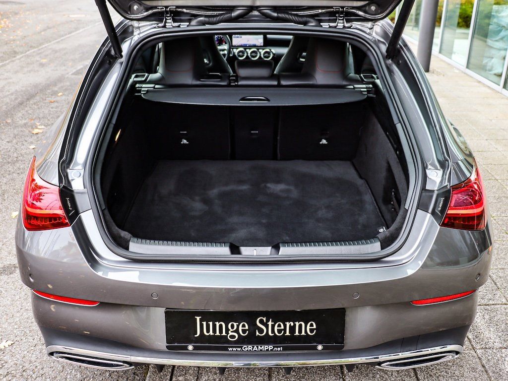 Mercedes-Benz CLA 200 Shooting Brake 2024