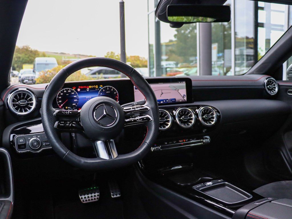 Mercedes-Benz CLA 200 Shooting Brake 2024