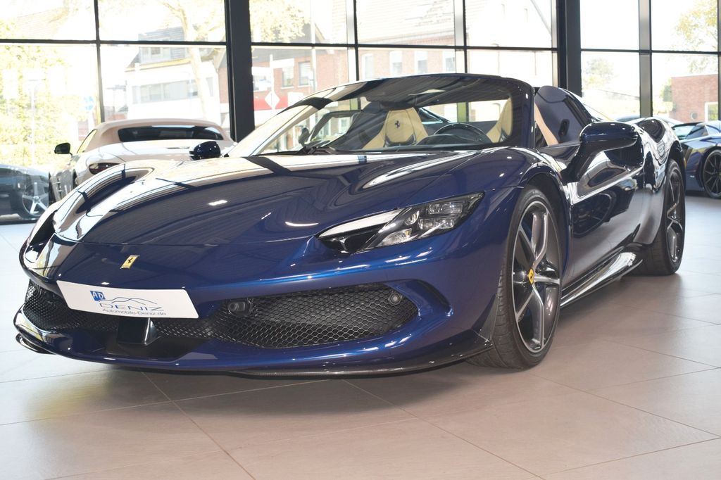 Ferrari 296 GTS 2025