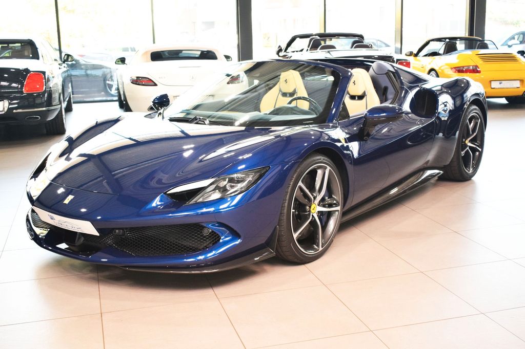 Ferrari 296 GTS 2025